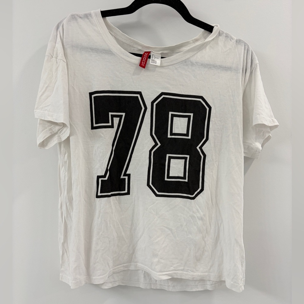 H&M 78 Crop Tee Shirt - Large